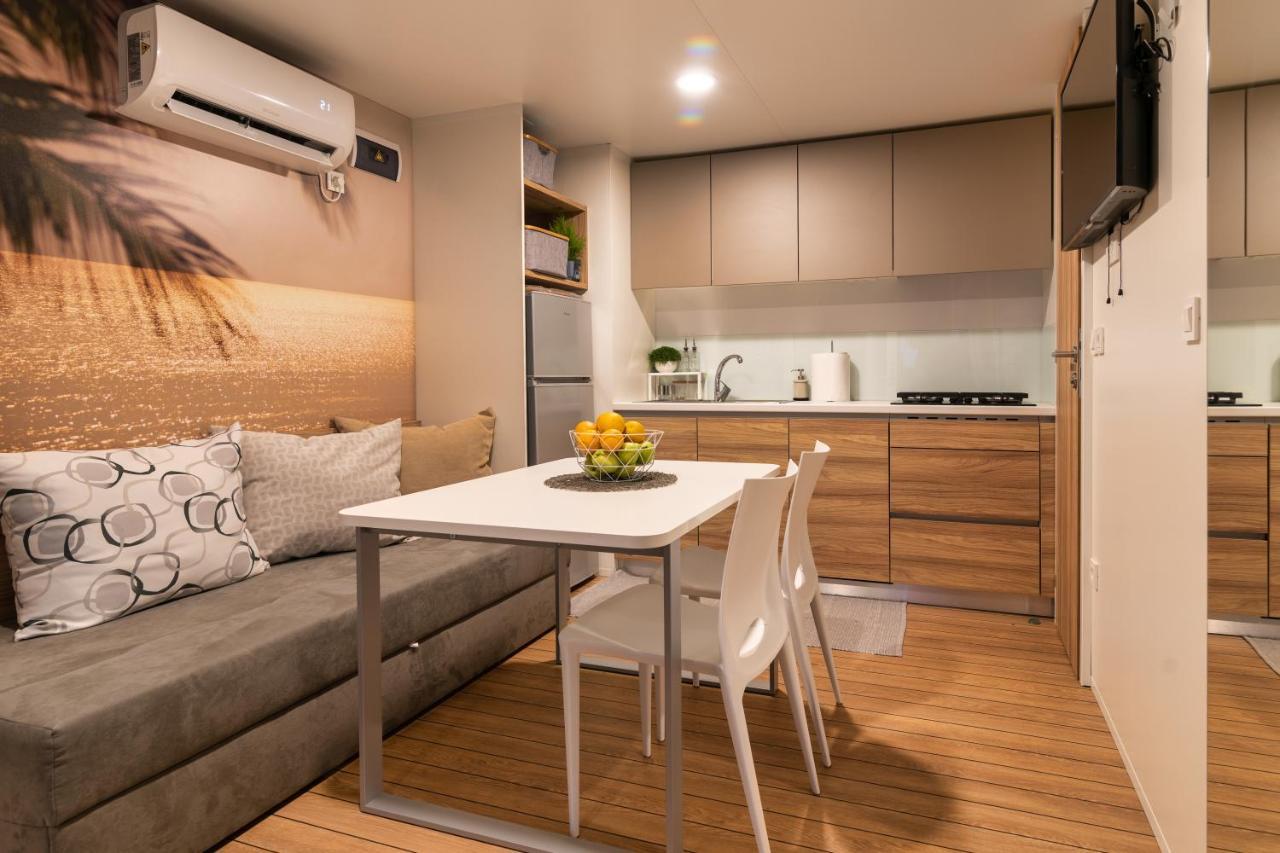 Mobile Homes AZZURRO Rovinj Extérieur photo